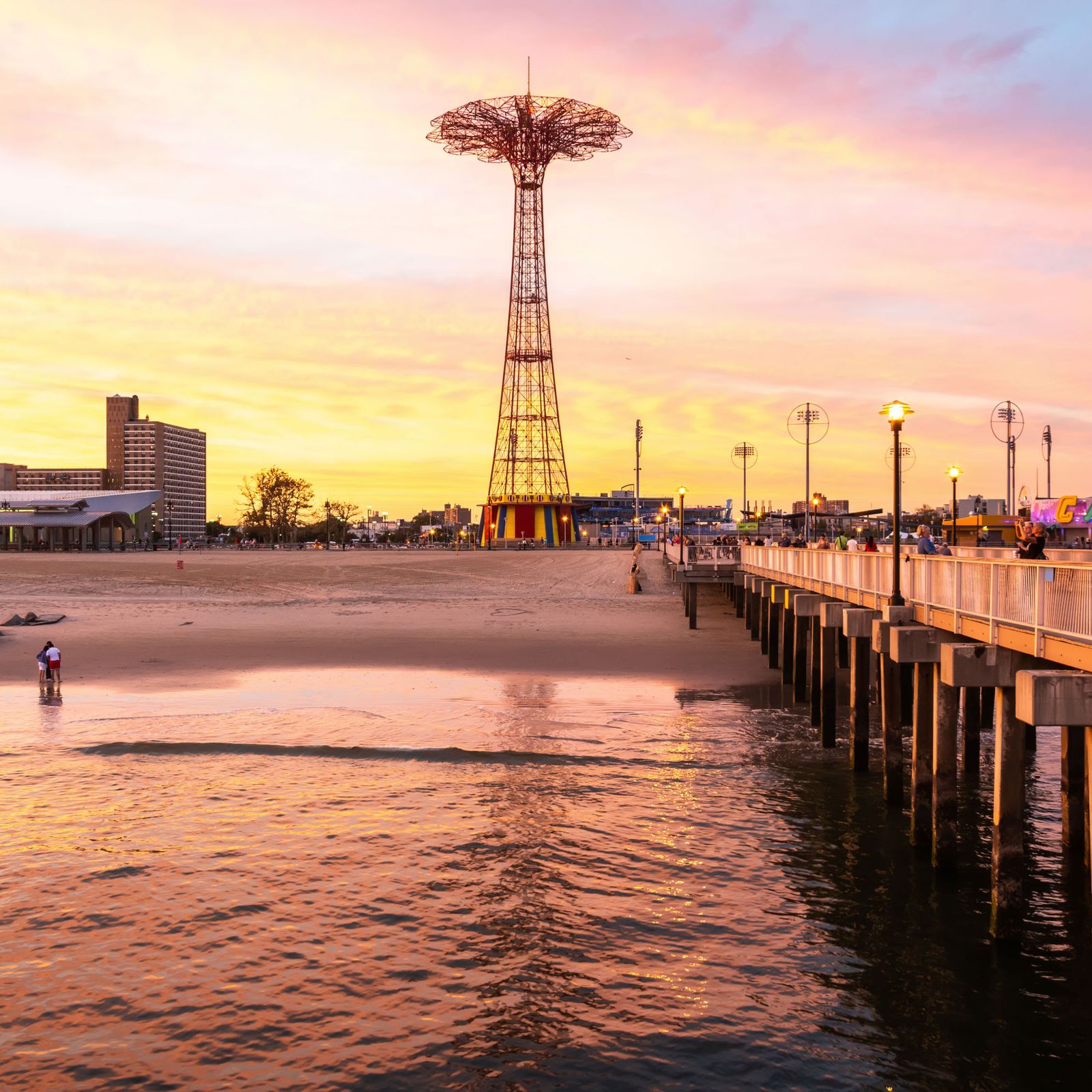 17 Best Beaches Near New York City, From New Jersey to Connecticut