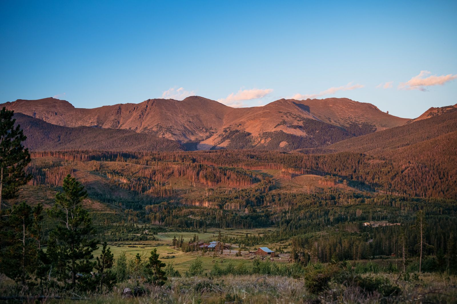 The Best Places to Stay in and Around Rocky Mountain National Park
