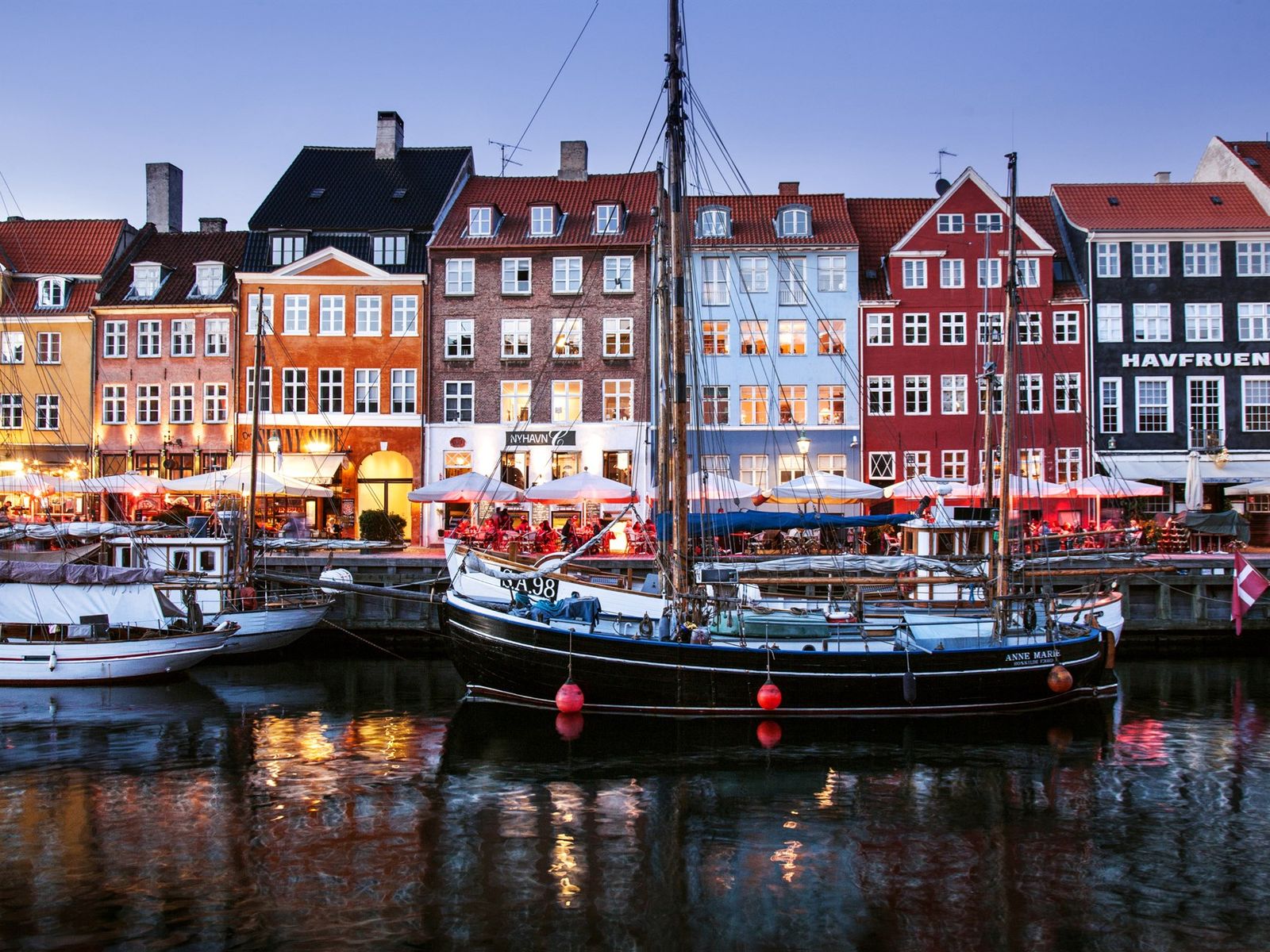 17 Best Things to Do in Copenhagen, From Designer Shopping to Harbor Swimming