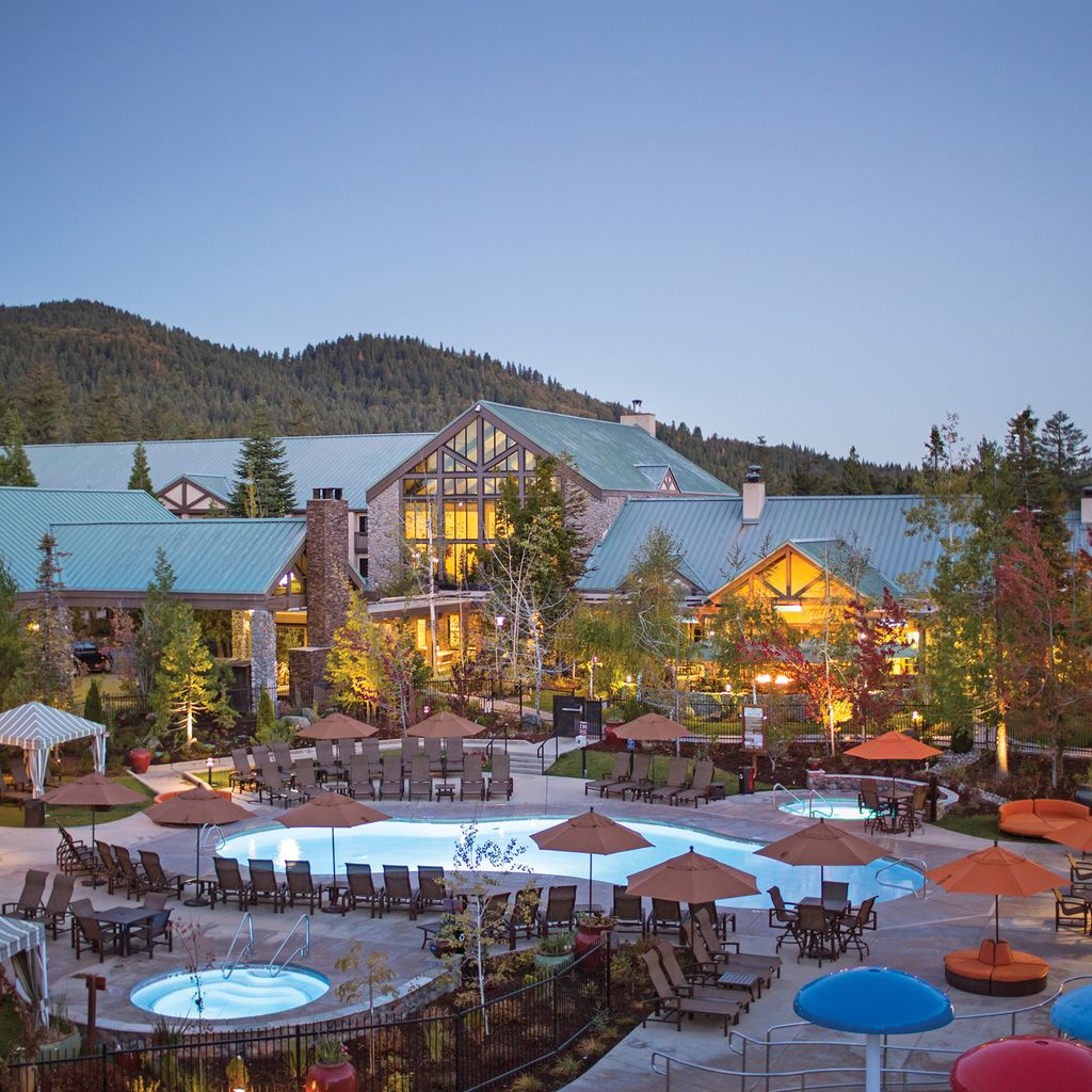 The Best Places to Stay in and Around Yosemite National Park